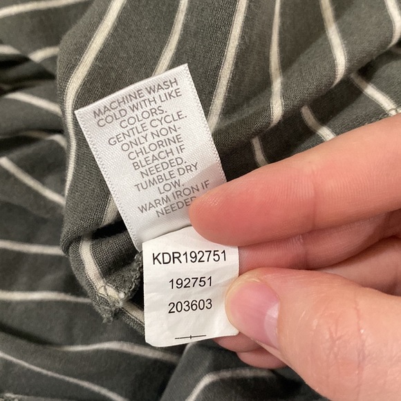 J Jill v-neck cap sleeve striped midi jersey knit t-shirt dress with pockets XS - Picture 9 of 9